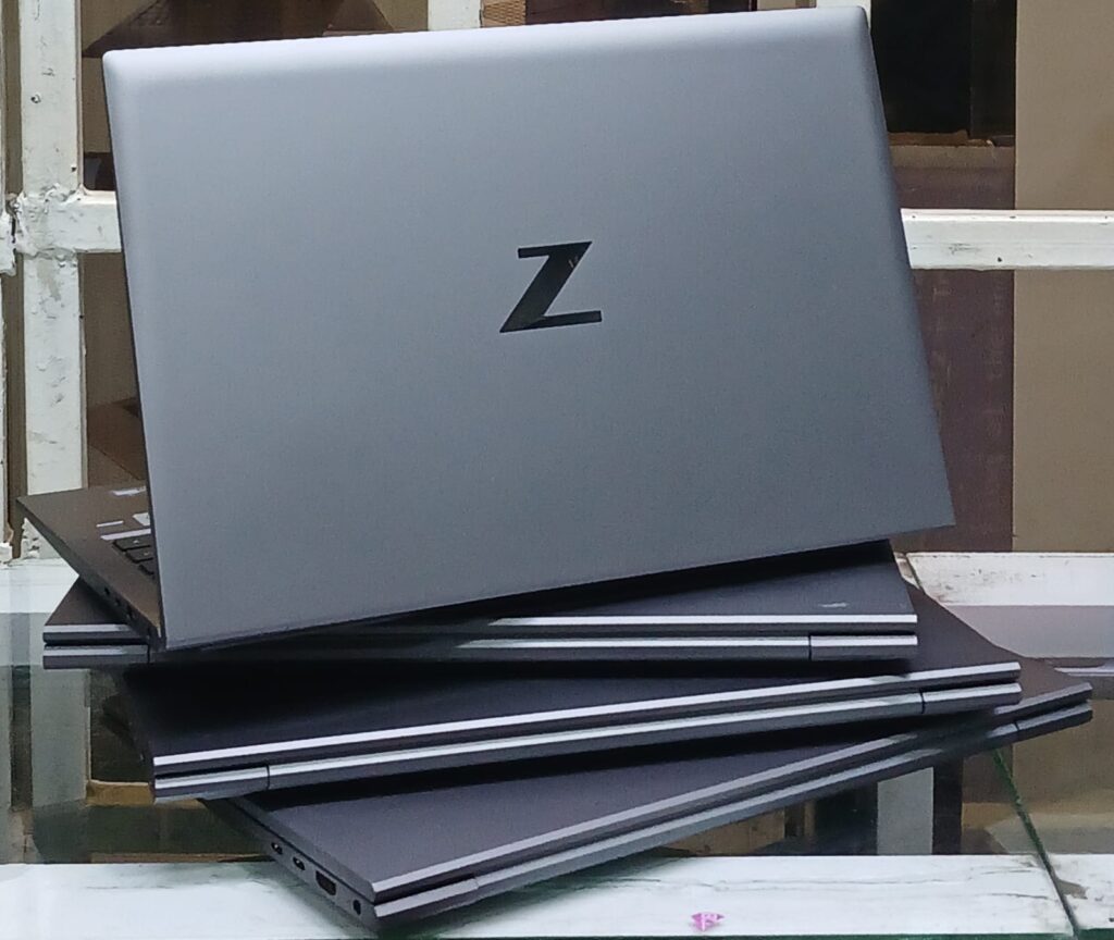 Zbook-Firefly-14-G7🔥-001
